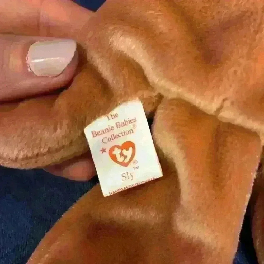 Ty Beanie Baby Sly - Picture 4 of 6